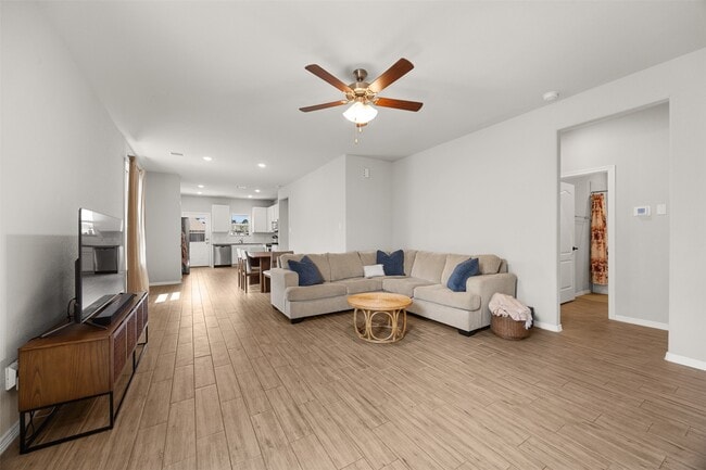 Building Photo - 25803 Hickory Pecan Trl