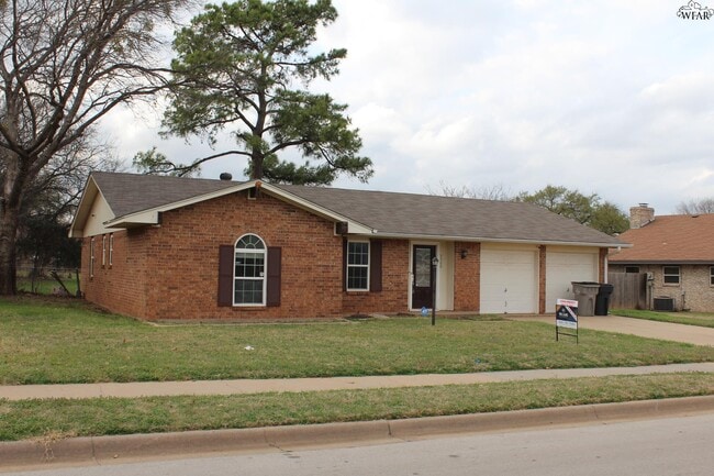 Building Photo - 5508 Hooper Dr