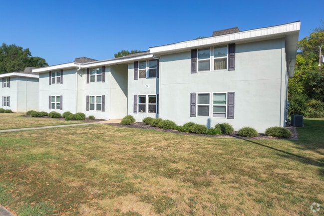 Building Photo - Woodlea Oaks