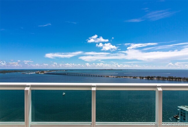 Building Photo - 1643 Brickell Ave