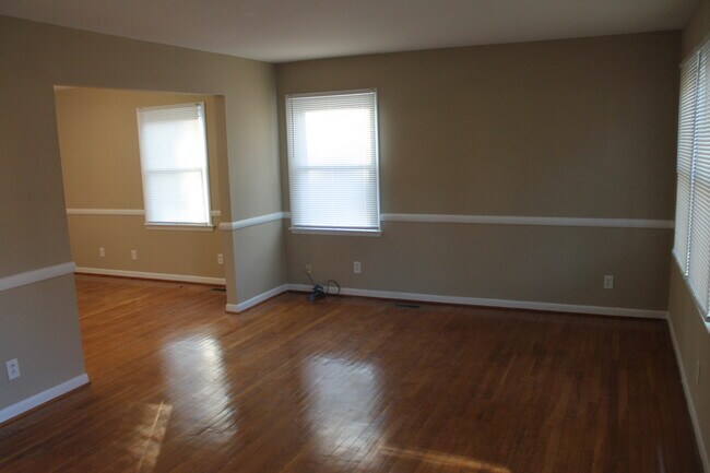 Foto del edificio - 2602 Gibson St NW