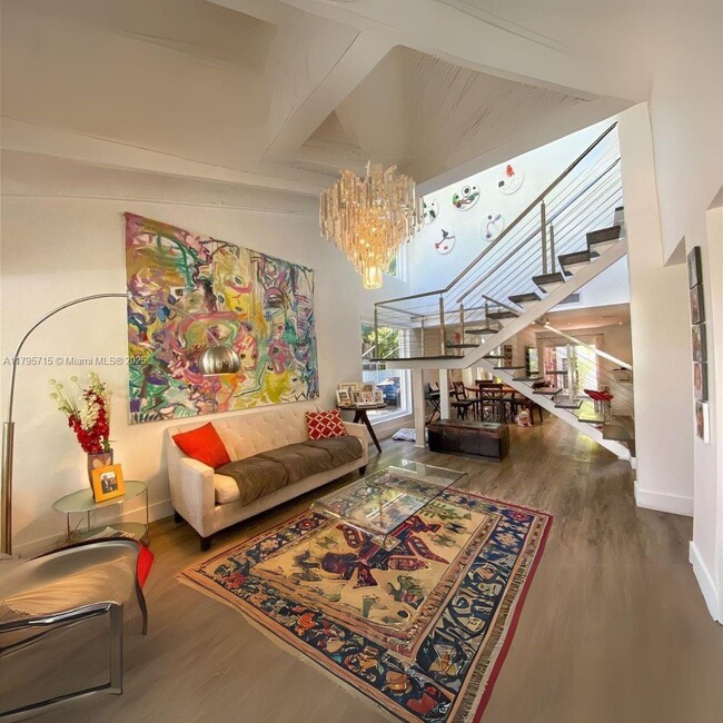 Foto del edificio - 3030 Bird Ave