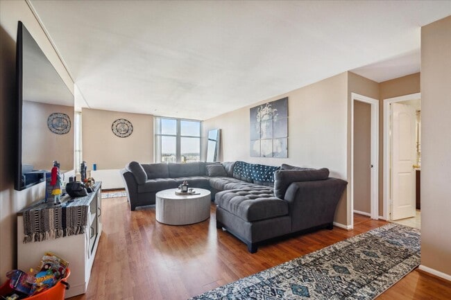 Photo - 3600 Conshohocken Ave Apartment
