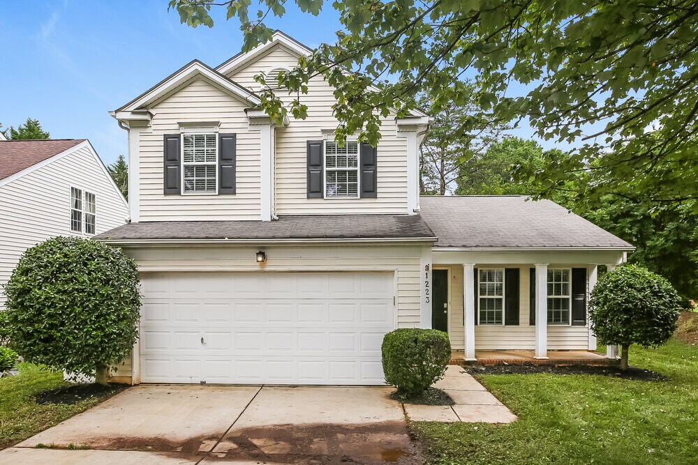 Foto principal - 1223 Hipp Rd