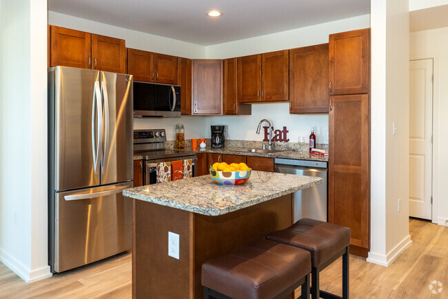 2BR, 2BA - 1110SF - Kitchen - Bella Vita Senior Living