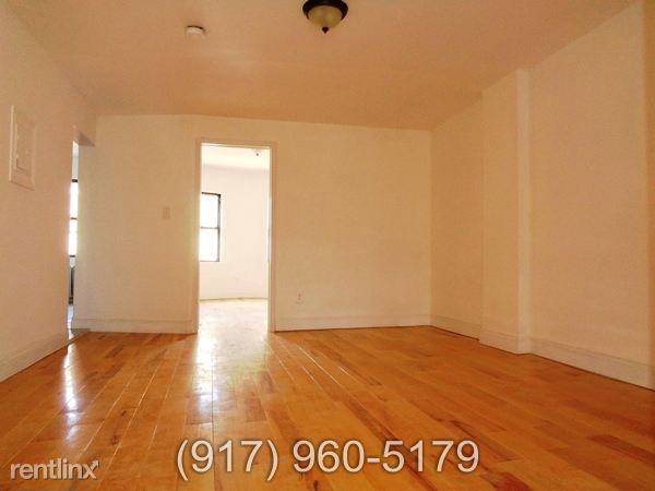 Building Photo - 156 Halsey St