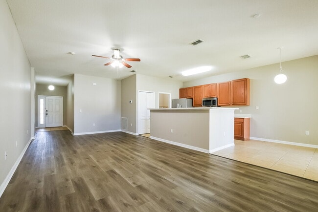 Building Photo - 4831 Petal Pawpaw Ln