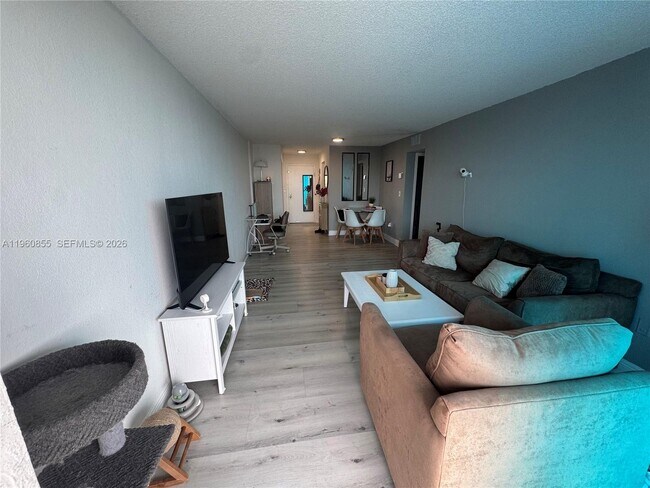 Foto del edificio - 1805 Sans Souci Blvd