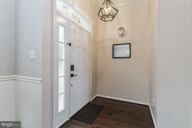 Building Photo - 42753 Stadler Ln