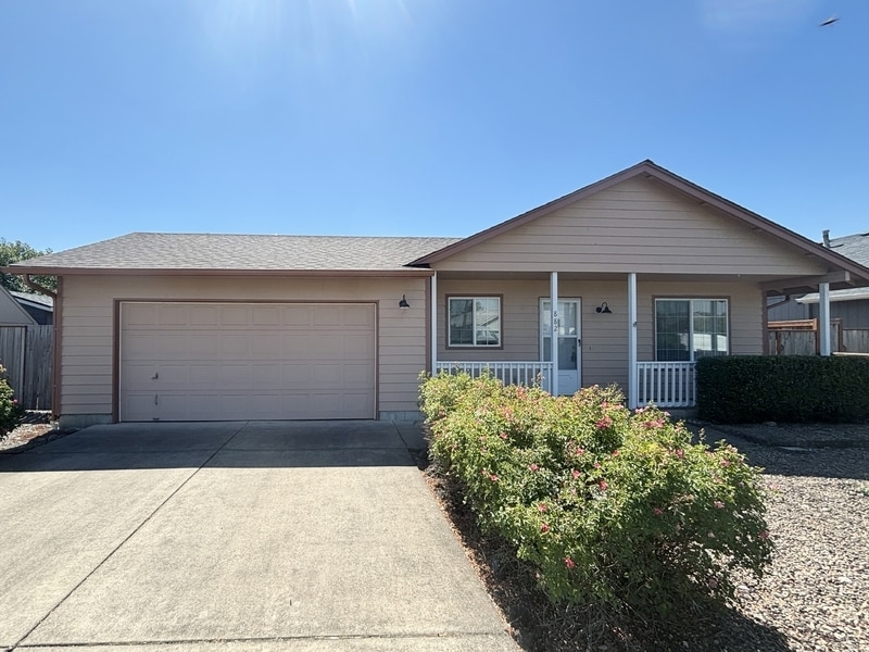 Foto principal - 882 Smith St