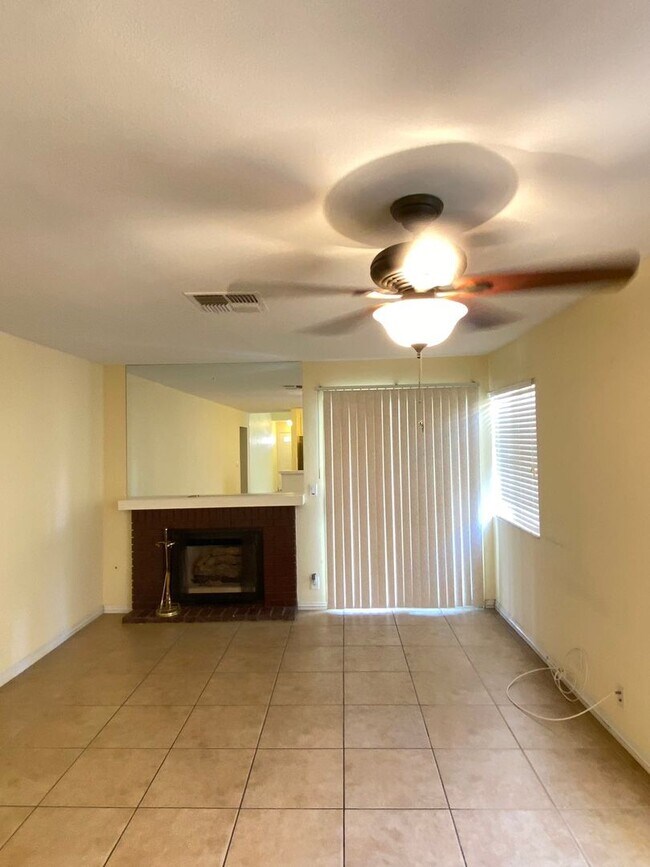 Foto del edificio - 7322 Coffeyville Ave