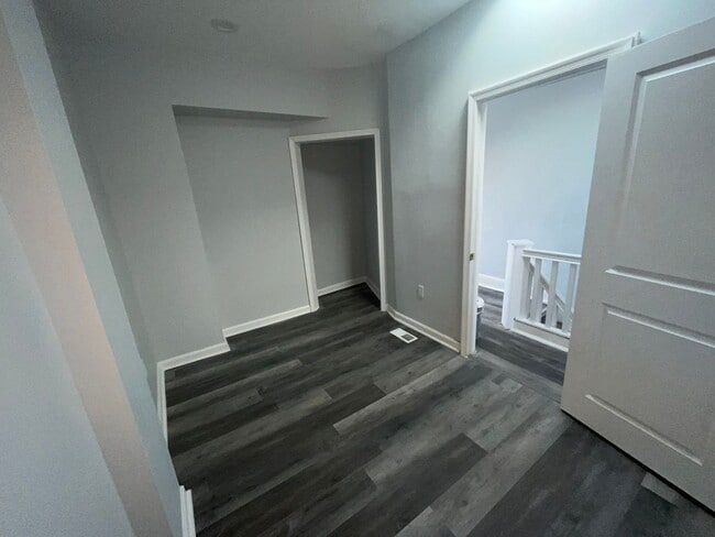 Building Photo - NEW 5BEDS/2.5BATHS HOME FOR RENT!