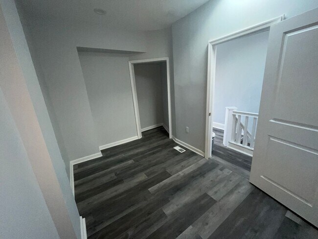 Foto del edificio - NEW 5BEDS/2.5BATHS HOME FOR RENT!