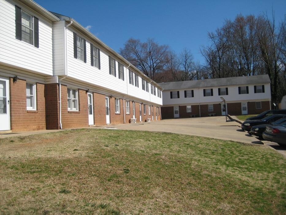 Primary Photo - 122 Cline St