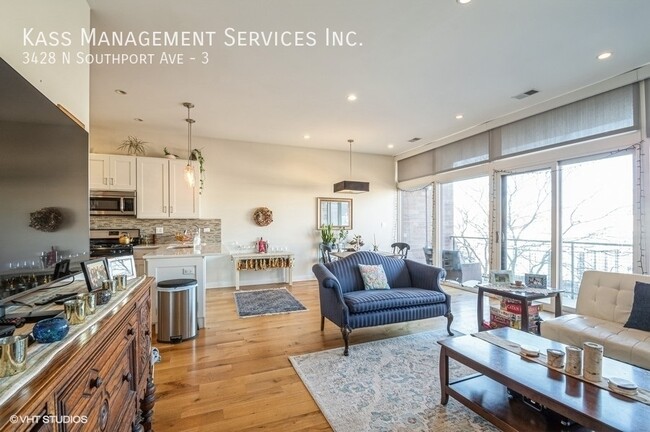 Foto del edificio - 3428 N Southport Ave