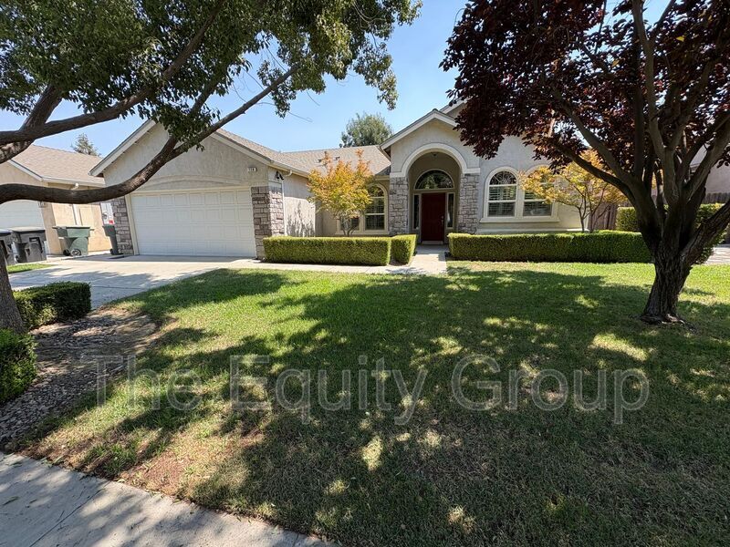 Foto principal - 138 N Lindsay St
