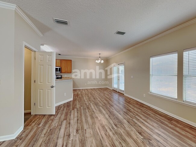 Building Photo - 3631 Silver Bluff Blvd