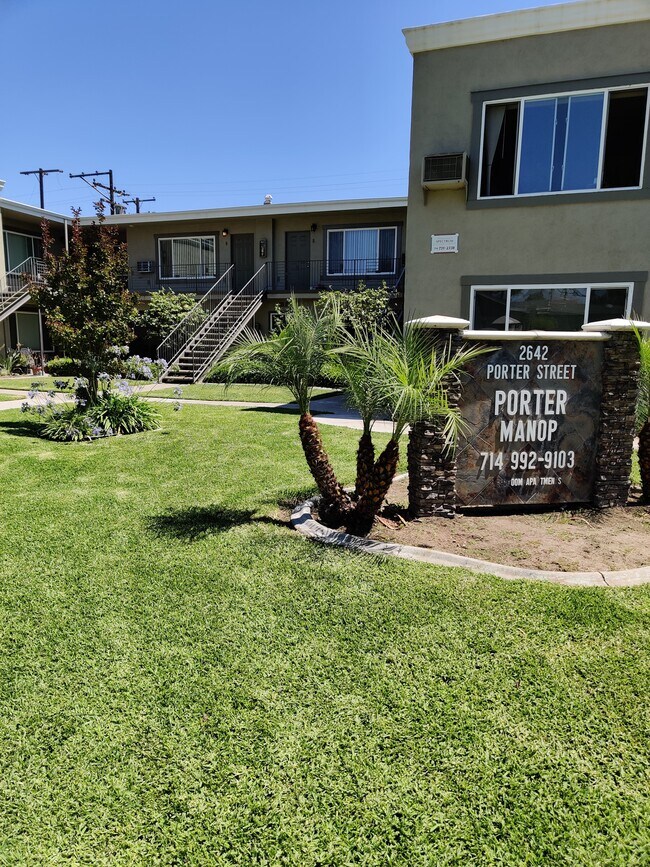Foto del edificio - 2642 W Porter Ave