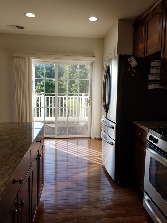 Cocina al Balcón - 4612 Battenburg Ln