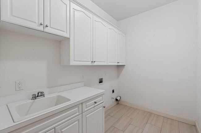 Photo - 2979 Gateland Square Townhome