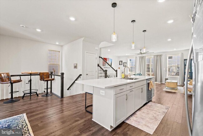 Foto del edificio - 9354 Barnes Lp