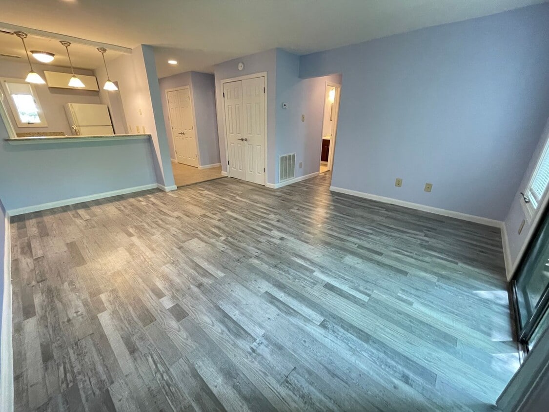 Mill Creek - Updated 2br 2ba garden-style ... - Mill Creek - Updated 2br 2ba garden-style ...