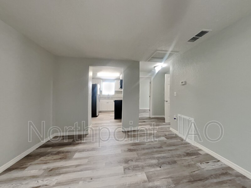 Primary Photo - 2717 13th Ave S