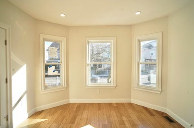 Building Photo - 75 Wareham St