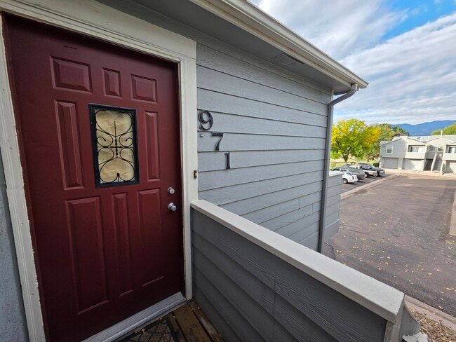 Building Photo - 971 Tampico Ct