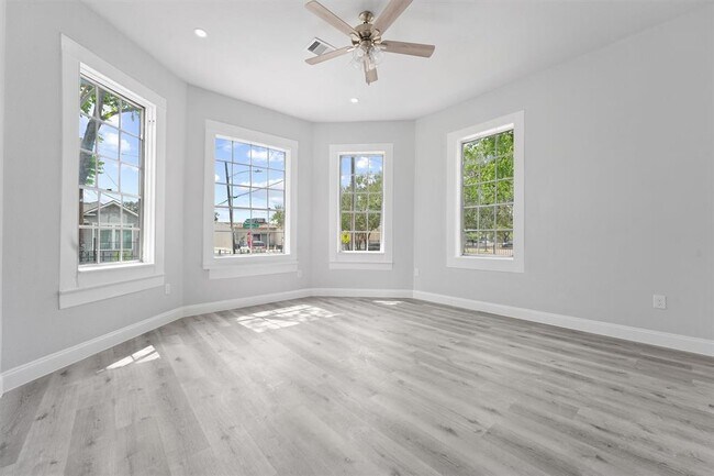 Foto del edificio - 2118 Common St