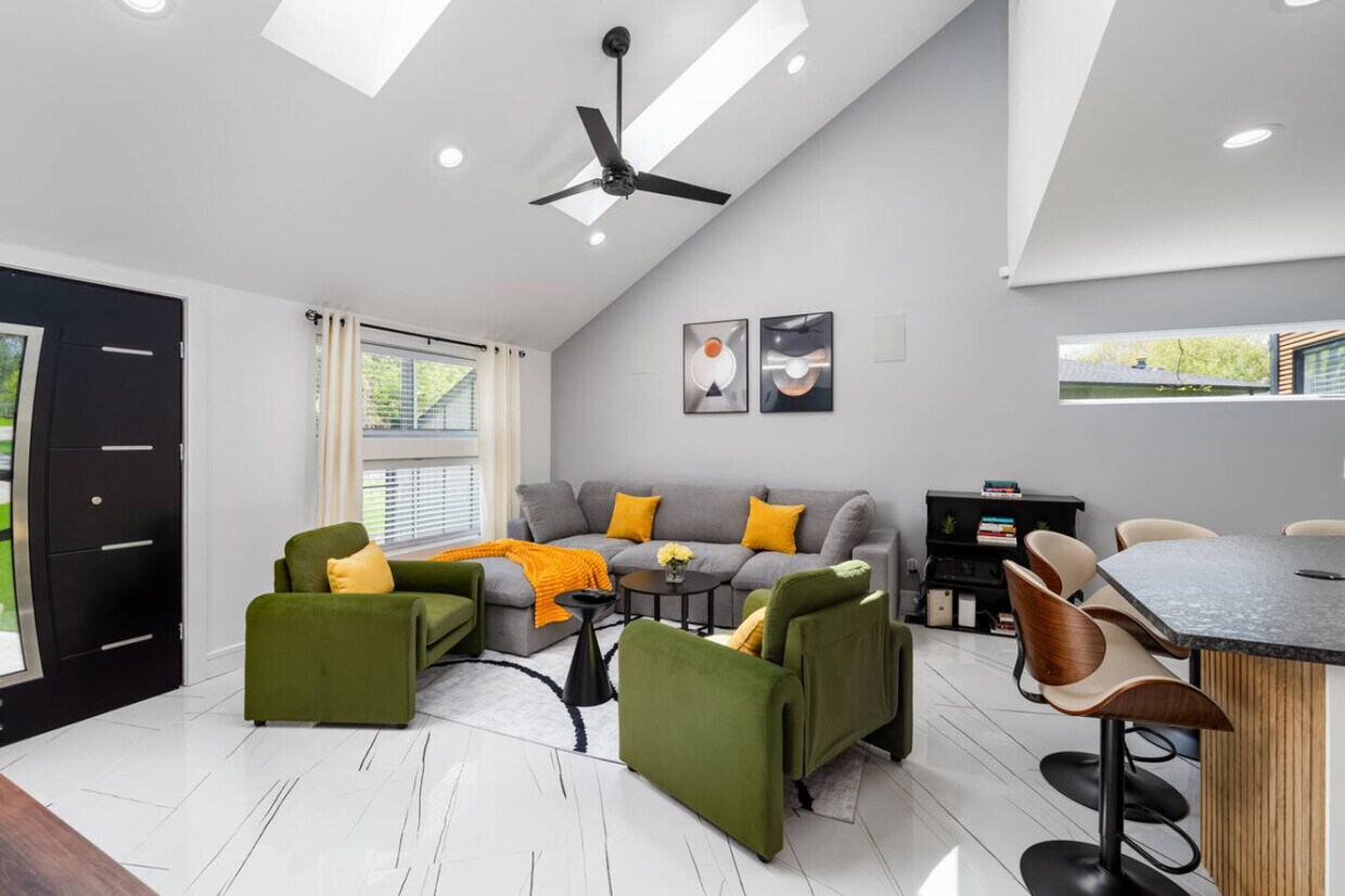 Foto principal - 4016 Eaton Dr