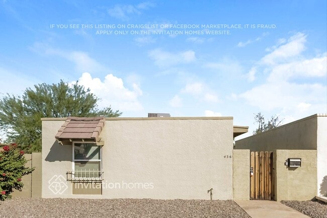 Building Photo - 436 W La Jolla Dr