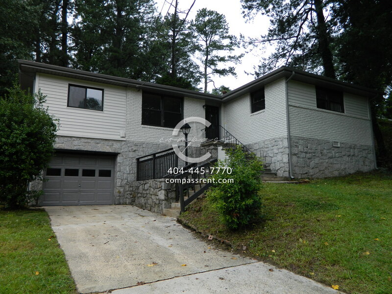Primary Photo - 3409 Springlake Dr
