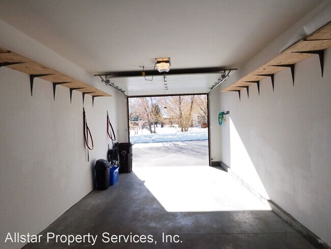 Building Photo - 2 br, 2 bath House - 661 CD Olena Drive