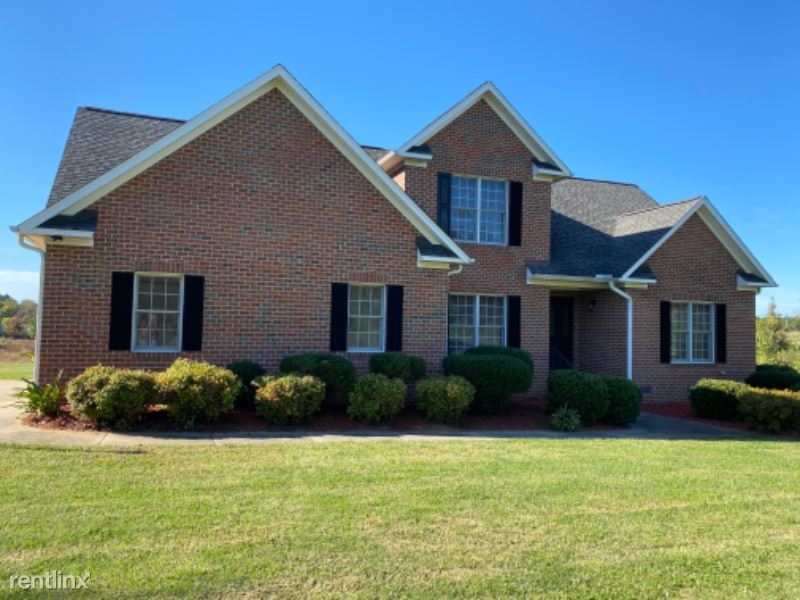 Primary Photo - 3 br, 2.5 bath House - 983 Huffman Ln