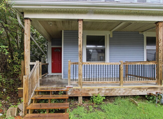Building Photo - 27 E Orchard Ave