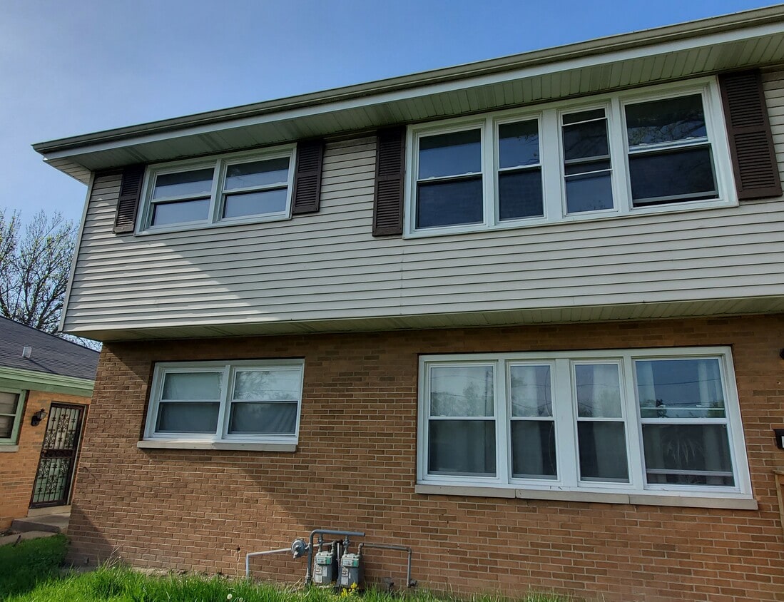 Primary Photo - 4826 W Hampton Ave
