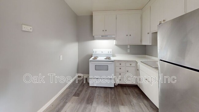 Photo - 1648 Russell St House