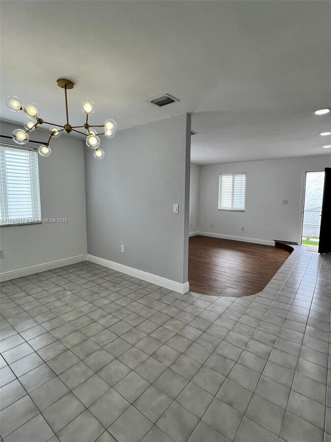 Foto del edificio - 2038 SW 57th Ct