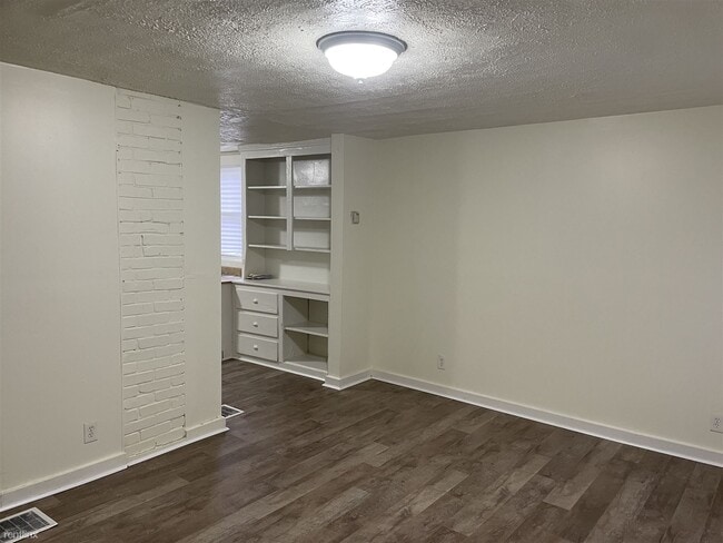 Building Photo - 2 br, 1 bath House - 311 Cooper Street