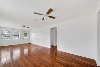 Building Photo - 521 Alford St