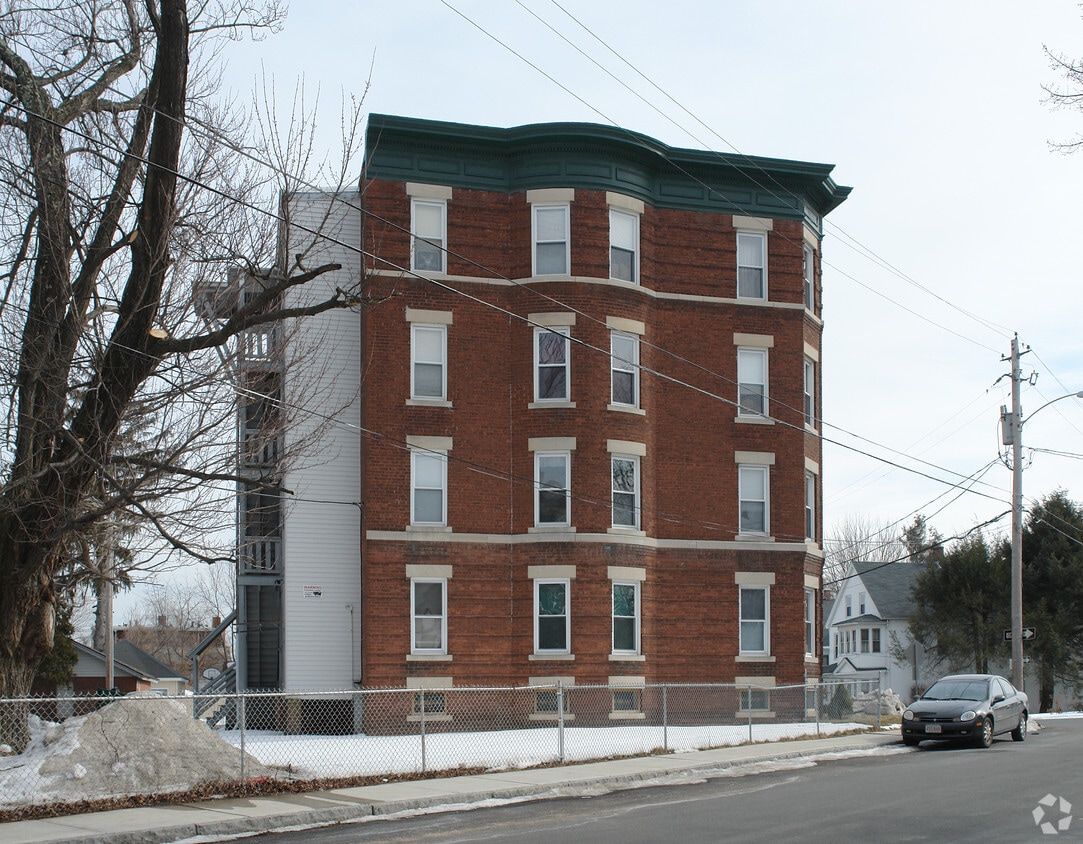 Building Photo - 45 Wolcott St