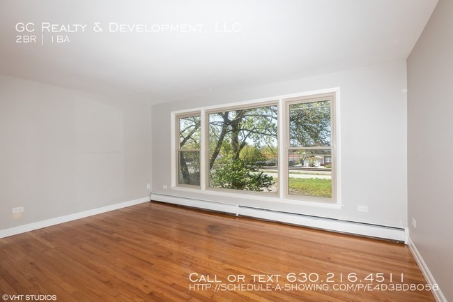 Building Photo - 8916 S Justine St