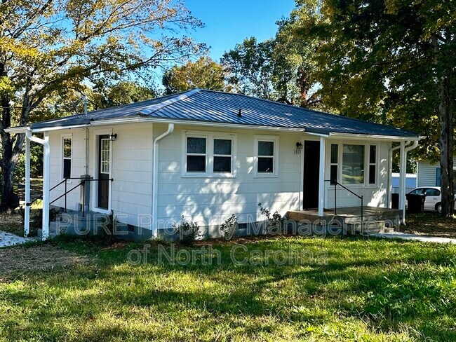 Foto del edificio - 1013 Eleanor Dr