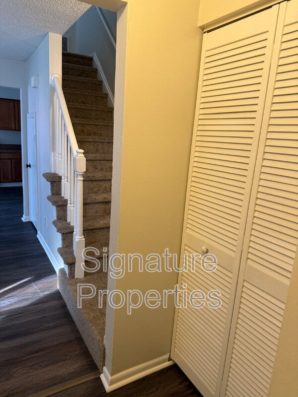 Building Photo - 1006 Coastaway Dr