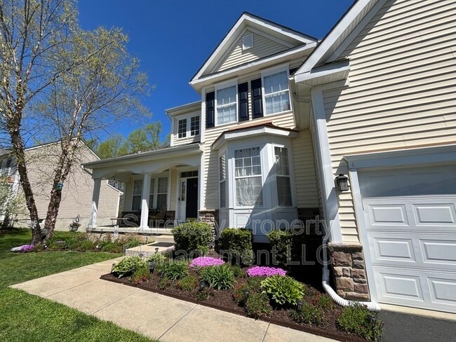 Building Photo - 13 Grist Mill Ct