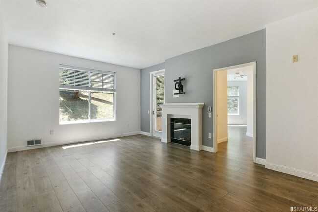 Building Photo - 200 Caldecott Ln