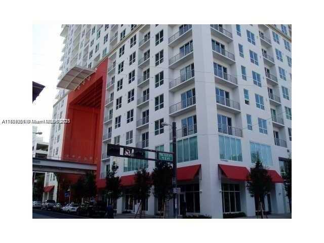Photo - 133 NE 2nd Ave-904-904