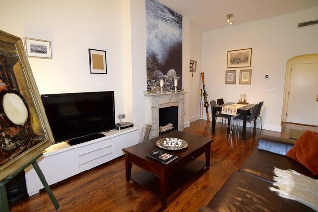 Foto del edificio - 125 Beacon St