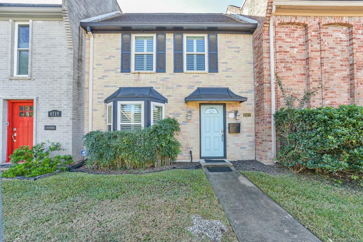 Foto principal - 4521 Acacia St